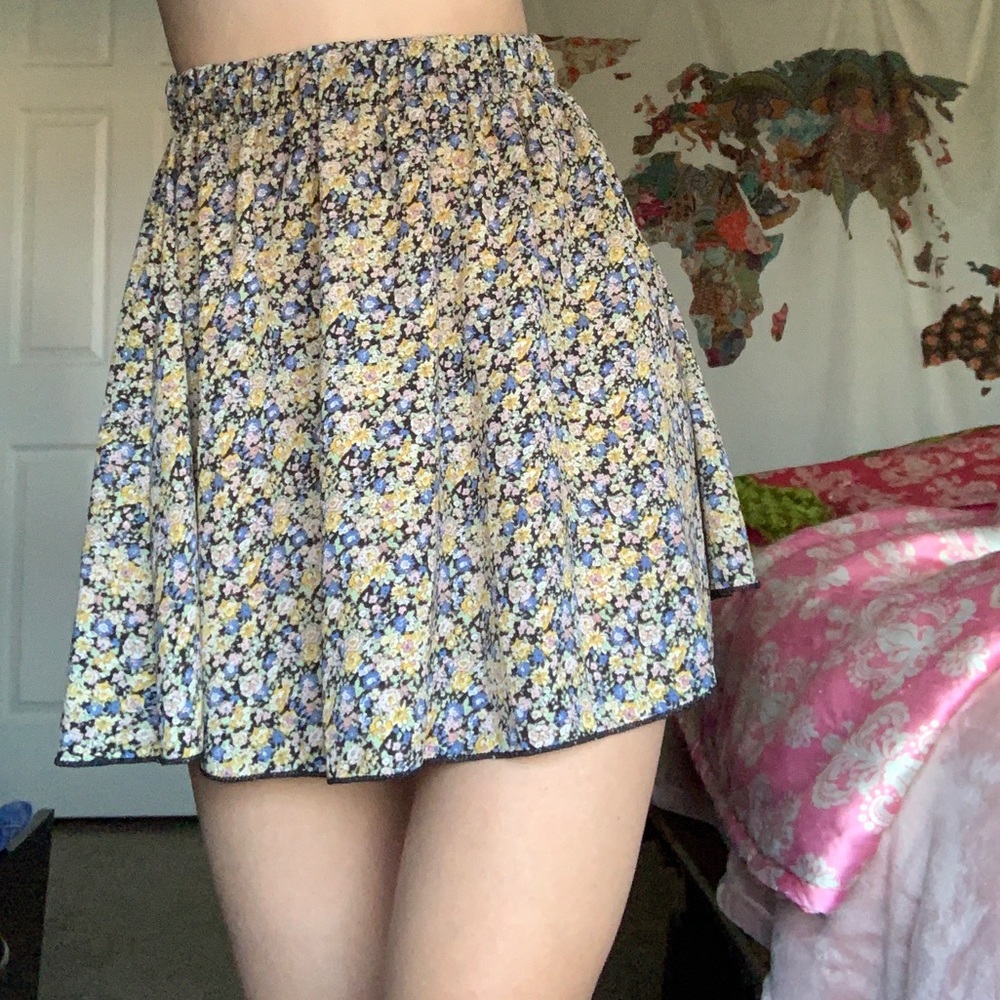 Miss Daisy Floral Skirt